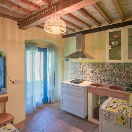 La Chiusa 1984, Un Nido Accogliente Per Due *