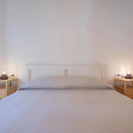 La Chiusa 1984, Un Nido Accogliente Per Due * Рио-Марина